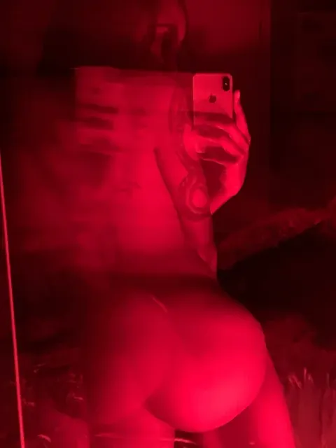 Memento Mori OnlyFans alt-goth creator