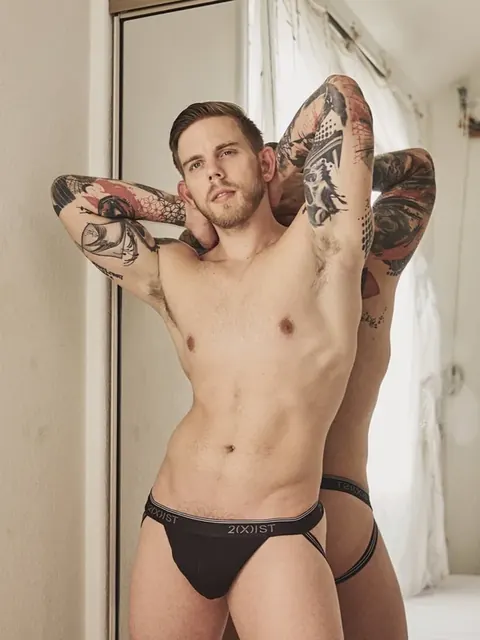 Steve Rickz OnlyFans creator with solo content