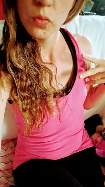 Hazelxbaby21free profile on OnlyFans with engaging content