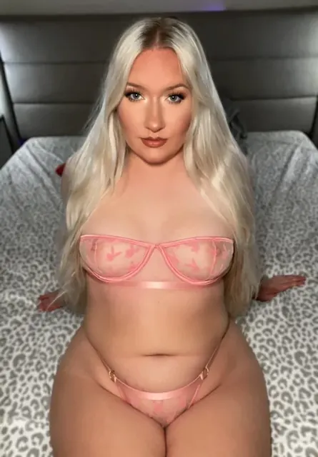 Sammy OnlyFans COD eGirl with exclusive content