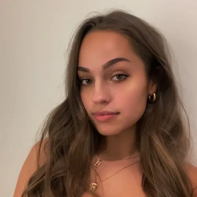 Hhannahxo OnlyFans exclusive content creator