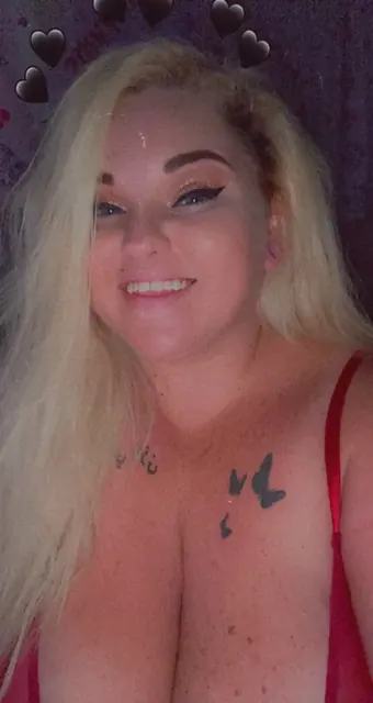 HookahqueeenSFW OnlyFans Curvy Creator