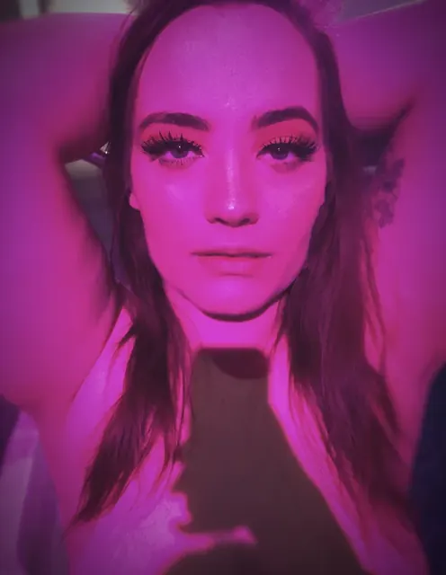 hornythickitten OnlyFans creator with engaging content
