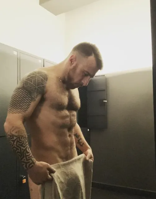 PortugueseBearded OnlyFans profile with exclusive content