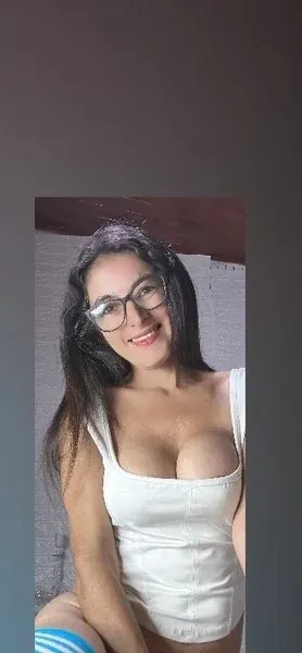 hott_mommy OnlyFans curvy creator