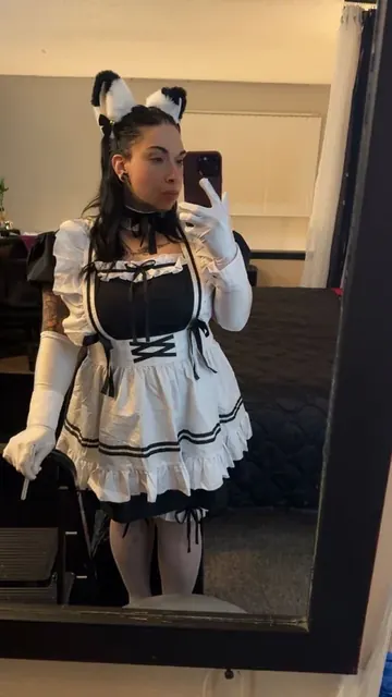 Abella Zee OnlyFans profile with ahegao content.
