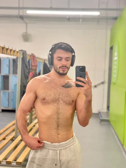 Hugo Hudson OnlyFans creator with nude content