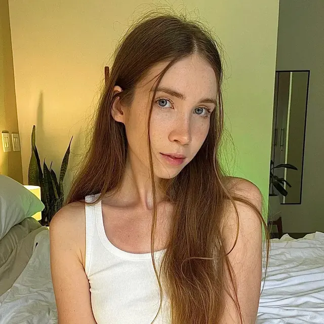 Eireen OnlyFans profile picture - Tiny girl creator