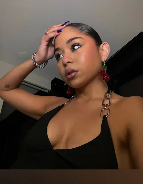 Isabelle Lopez OnlyFans Slim Creator