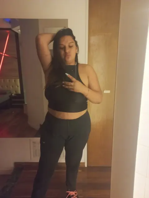 VIDEO CALL FAN OnlyFans creator with sensual content