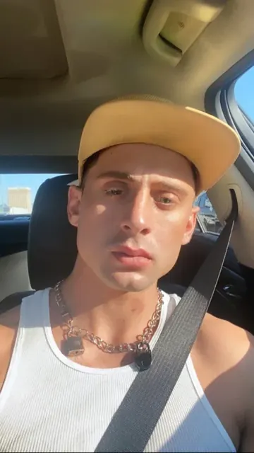 Itsjarretmoon OnlyFans creator with exclusive content