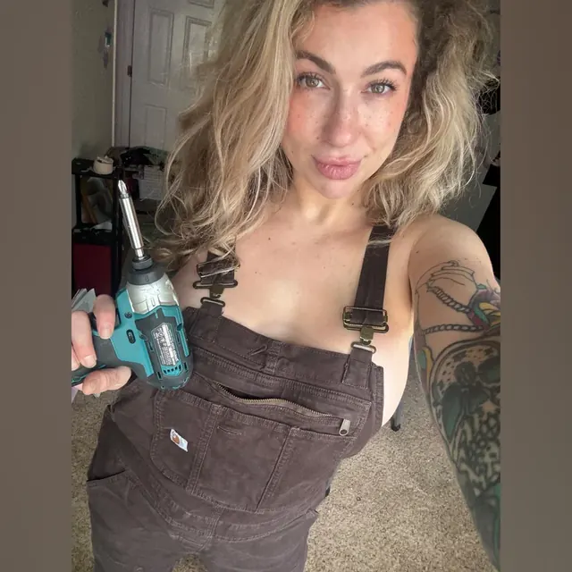 Jessi D OnlyFans Blonde Creator
