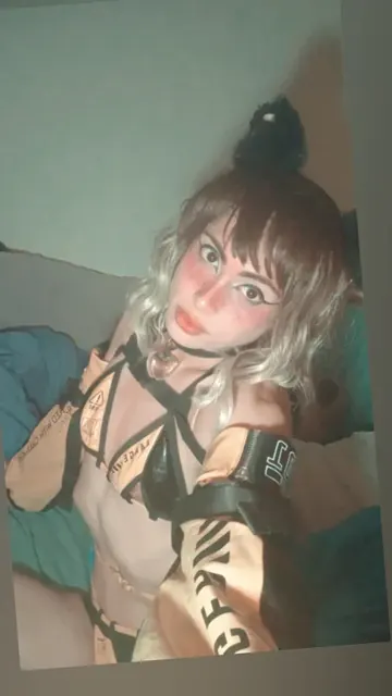 Nessa OnlyFans Blonde Cosplay Creator