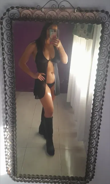 Intriguing Charm OnlyFans verified creator with exclusive content.