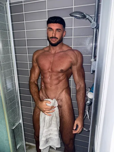 Jake Herbert OnlyFans creator with explicit content