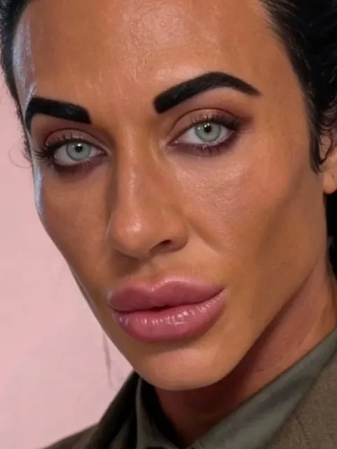 Jasmine OnlyFans creator with engaging content