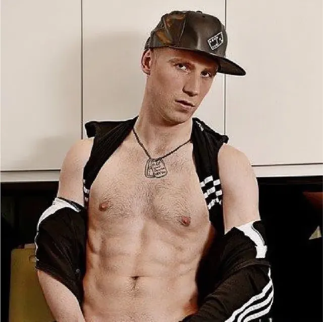 Jason Domino OnlyFans versatile performer