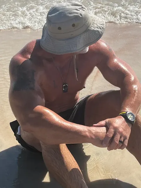 Jason OnlyFans creator with engaging content