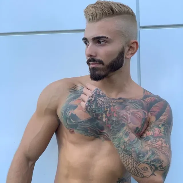 Jdubby0 OnlyFans athletic tattooed creator