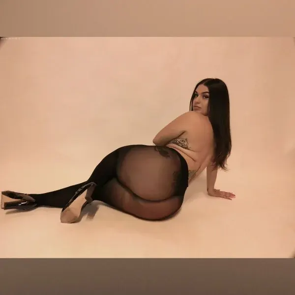 jettsojuicy OnlyFans big tits