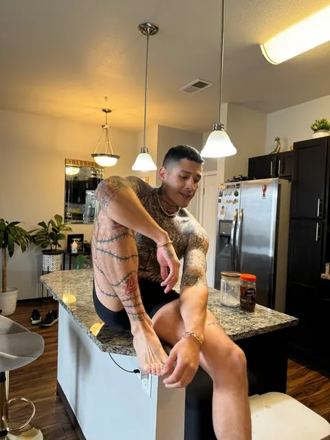 The Hottest Latino jg303king OnlyFans creator with spicy content.