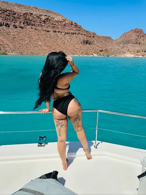 Jhía Morena OnlyFans creator and Latina muse