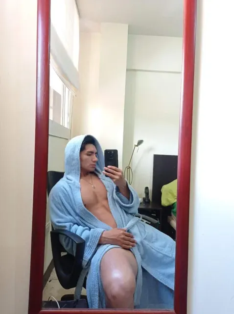 Jhontorresg OnlyFans private content creator
