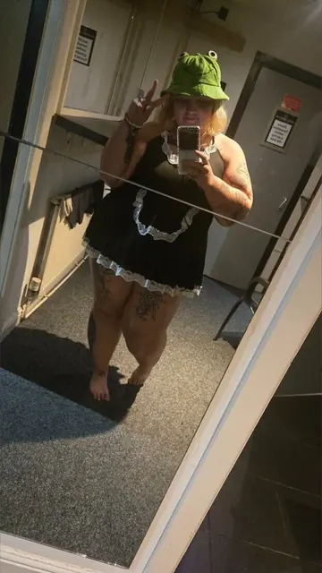Jizzus69 OnlyFans creator with unique personality