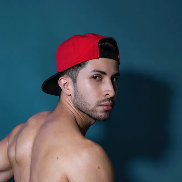 Joelinblue OnlyFans exclusive content creator