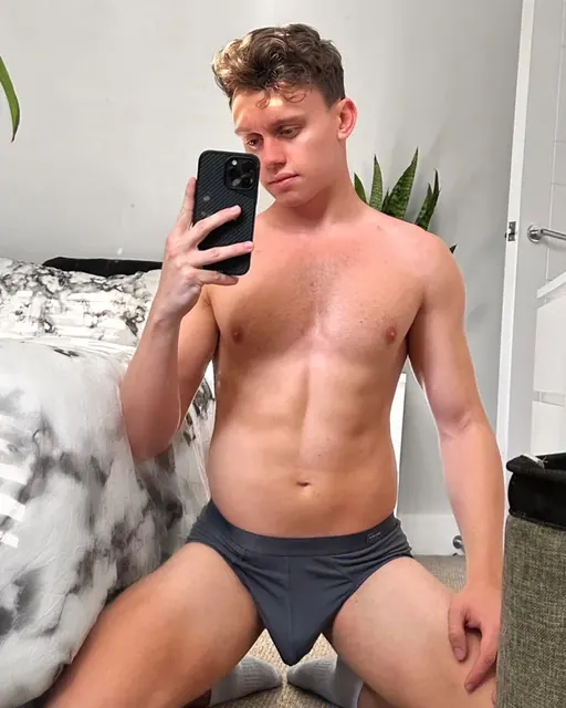 Joshcollinsxxx on OnlyFans British twunk