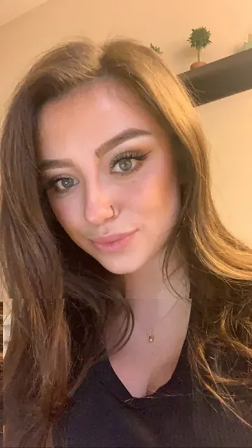 Jade OnlyFans creator with huge natural boobs