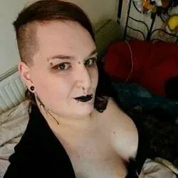 Karawolffuk OnlyFans Trans Goddess