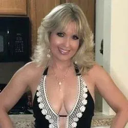 kareneng1xoxo OnlyFans sexy natural content