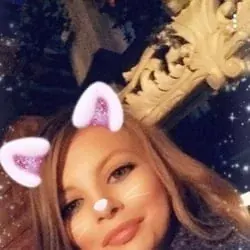 u7536909 OnlyFans creator with magnetic energy.