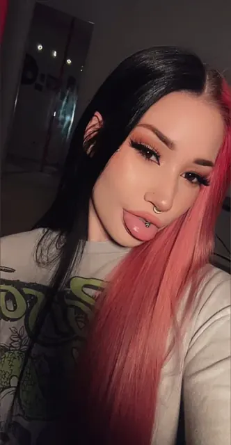 Kassidy OnlyFans creator with alt content