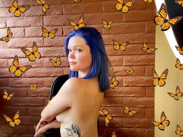 Kate OnlyFans Slim Tattooed Creator
