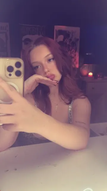 Kate OnlyFans creator with custom content