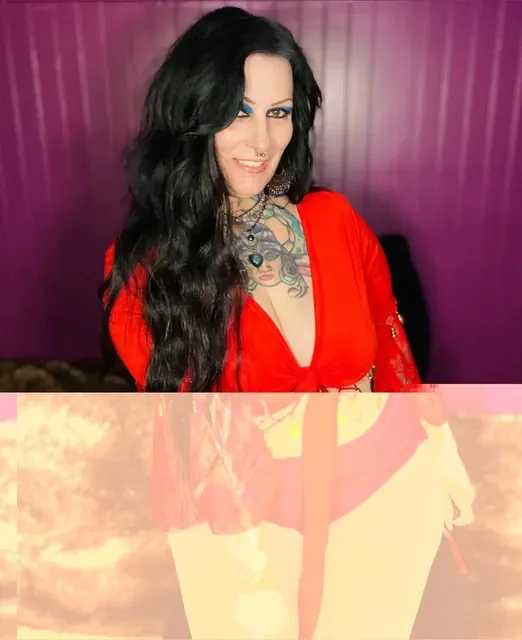 Katita Jewel Novak OnlyFans curvy