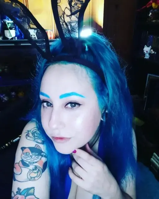 Cakes OnlyFans anime waifu creator