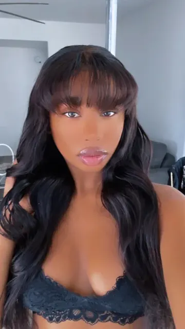 Kiara OnlyFans creator with fun content