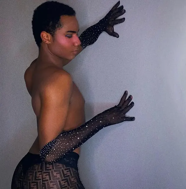 Kendoll OnlyFans foot lover and stepbro kisser