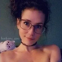 Keri Berry OnlyFans Exclusive Content Creator