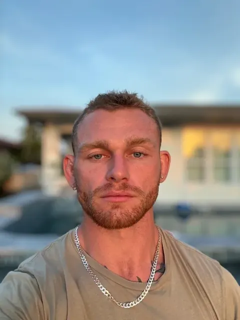 Harris 👑 OnlyFans creator with unique content