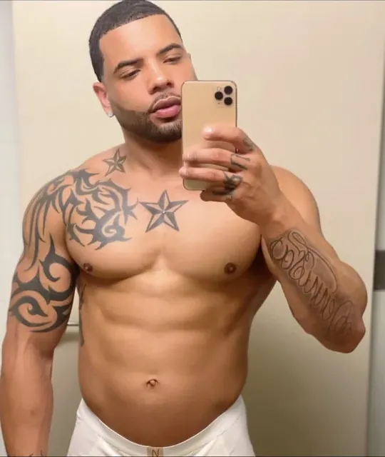 Palujo OnlyFans profile with unique content