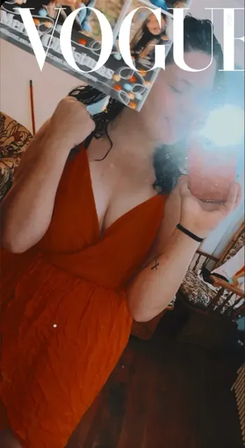 Ashley OnlyFans creator with big ass and curvy figure