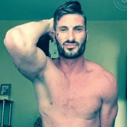 Kingpocketvoyer profile on OnlyFans with alluring content