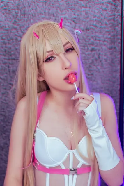 Kionesama OnlyFans Cosplay Creator