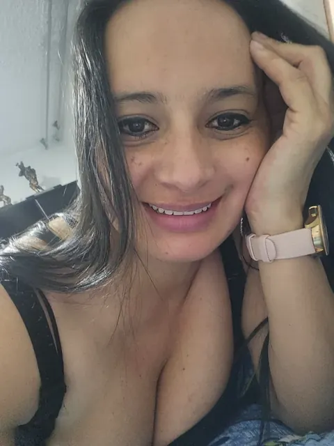 Hot kitten OnlyFans creator from Colombia
