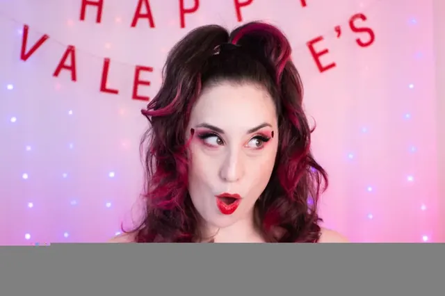 Kitty LeRoux OnlyFans curvy clip girl