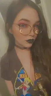 Kittychips OnlyFans Cat Mom and Gamer